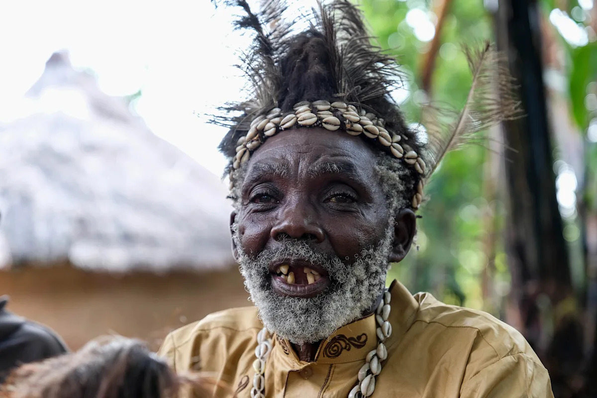 En la política africana, la creencia desenfrenada en la brujería fortifica a algunos y molesta a otros