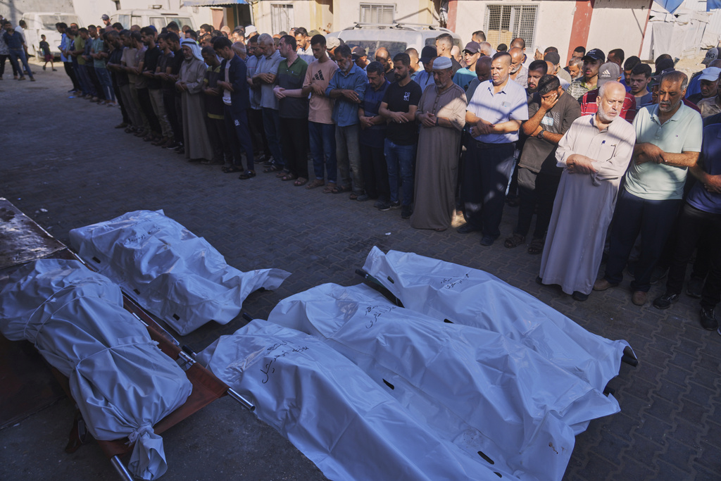 Las fuerzas israelíes matan a una mujer embarazada y a su bebé no nacido en la agresión de la ciudad de Gaza