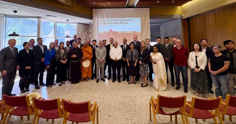 Enviados de Asia y el Pacífico honran a los trabajadores extranjeros muertos en los ataques del 7 de octubre