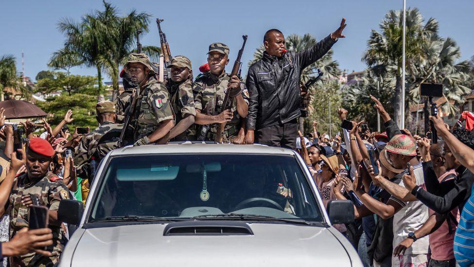 La presidencia de Madagascar dice que está en marcha un intento de tomar el poder