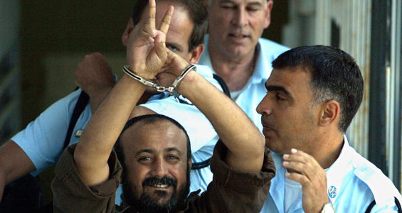 El hijo de Marwan Barghouti dice que la familia teme por su vida en una prisión israelí